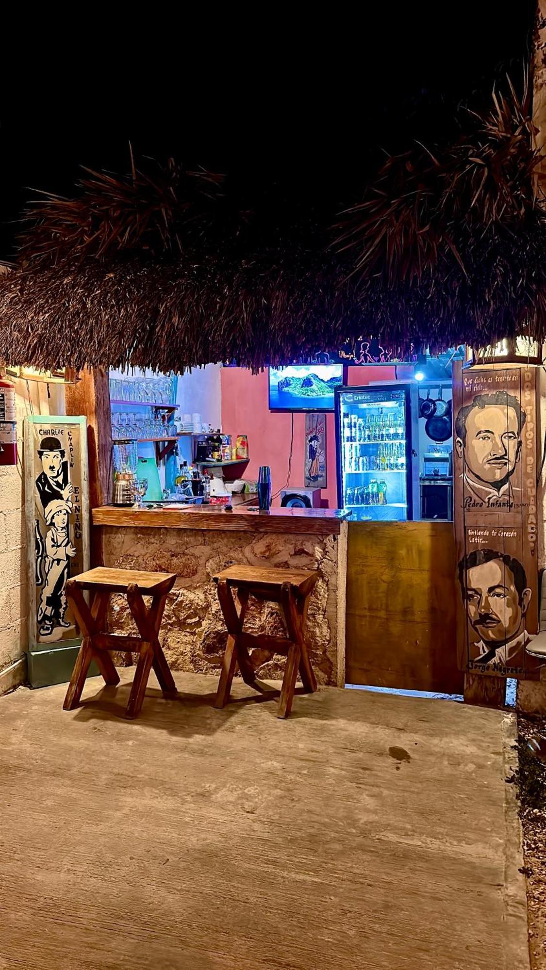 Guacamayas Hostel And Social Laundry Valladolid  Esterno foto